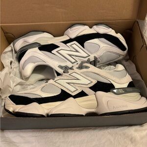 New Balance Monochrome Athletic Shoes